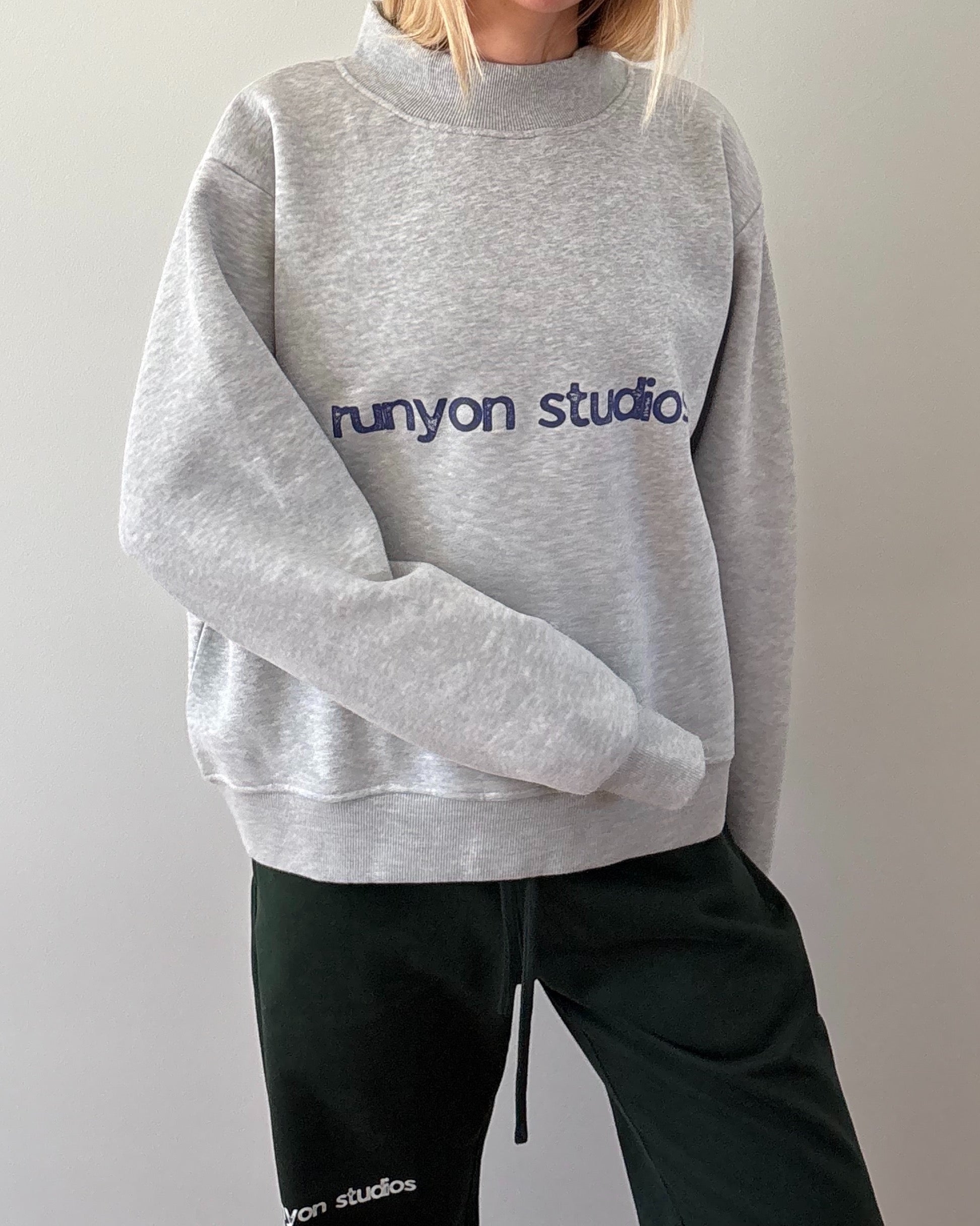 Fleece Mockneck “Mom's Favorite Athlete!” – Runyon Studios